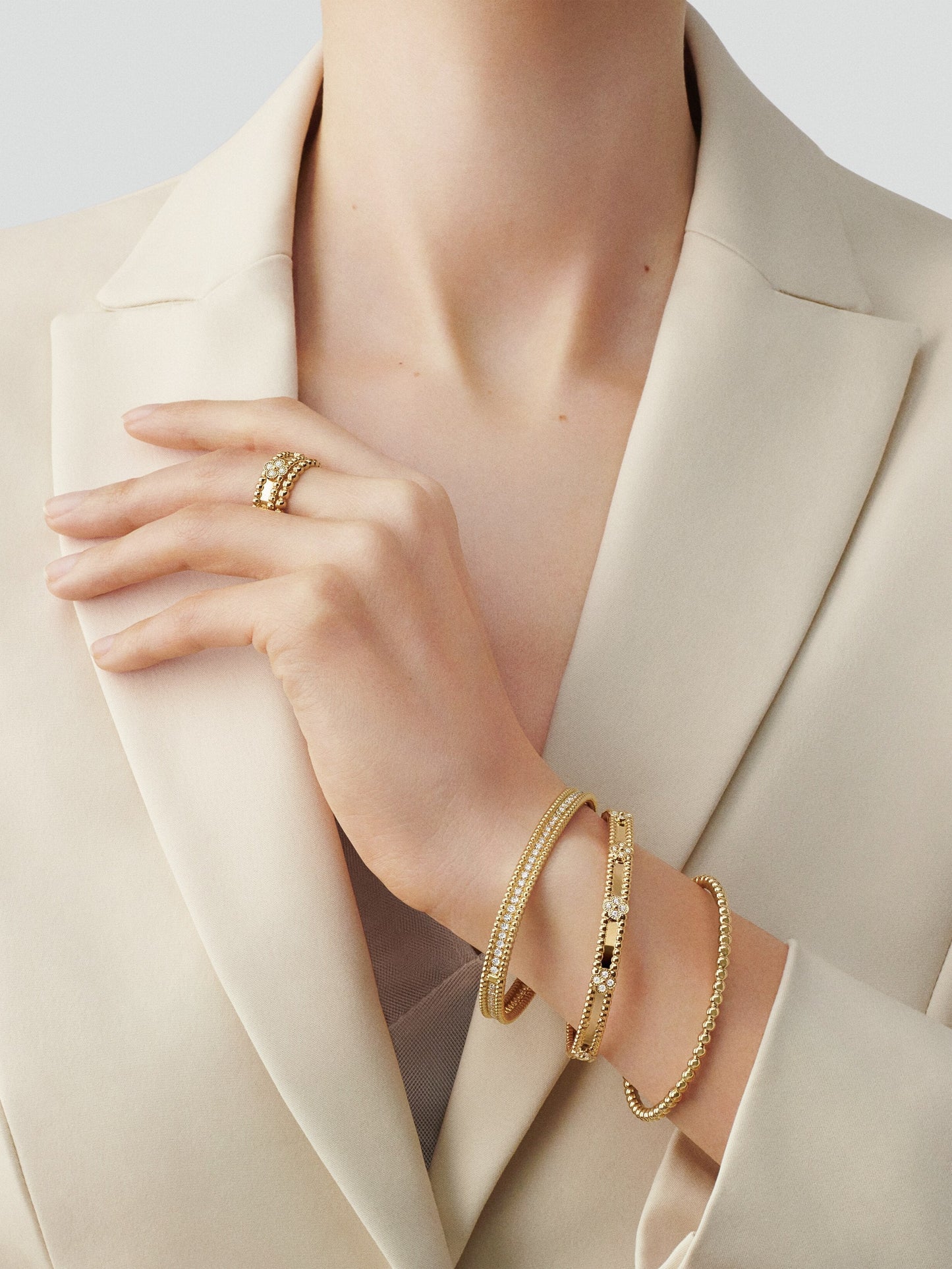 18K Perl̩e Pearls Bracelet