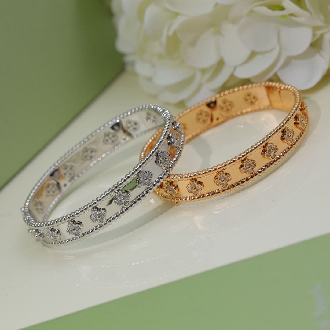 18K Perl̩e Clovers Bracelet