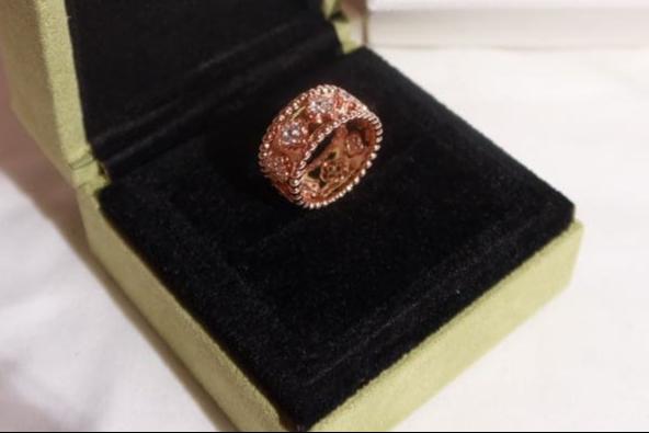 18K Perl̩e Clovers Ring