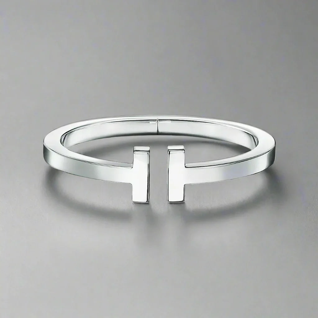 18K T Square Bracelet