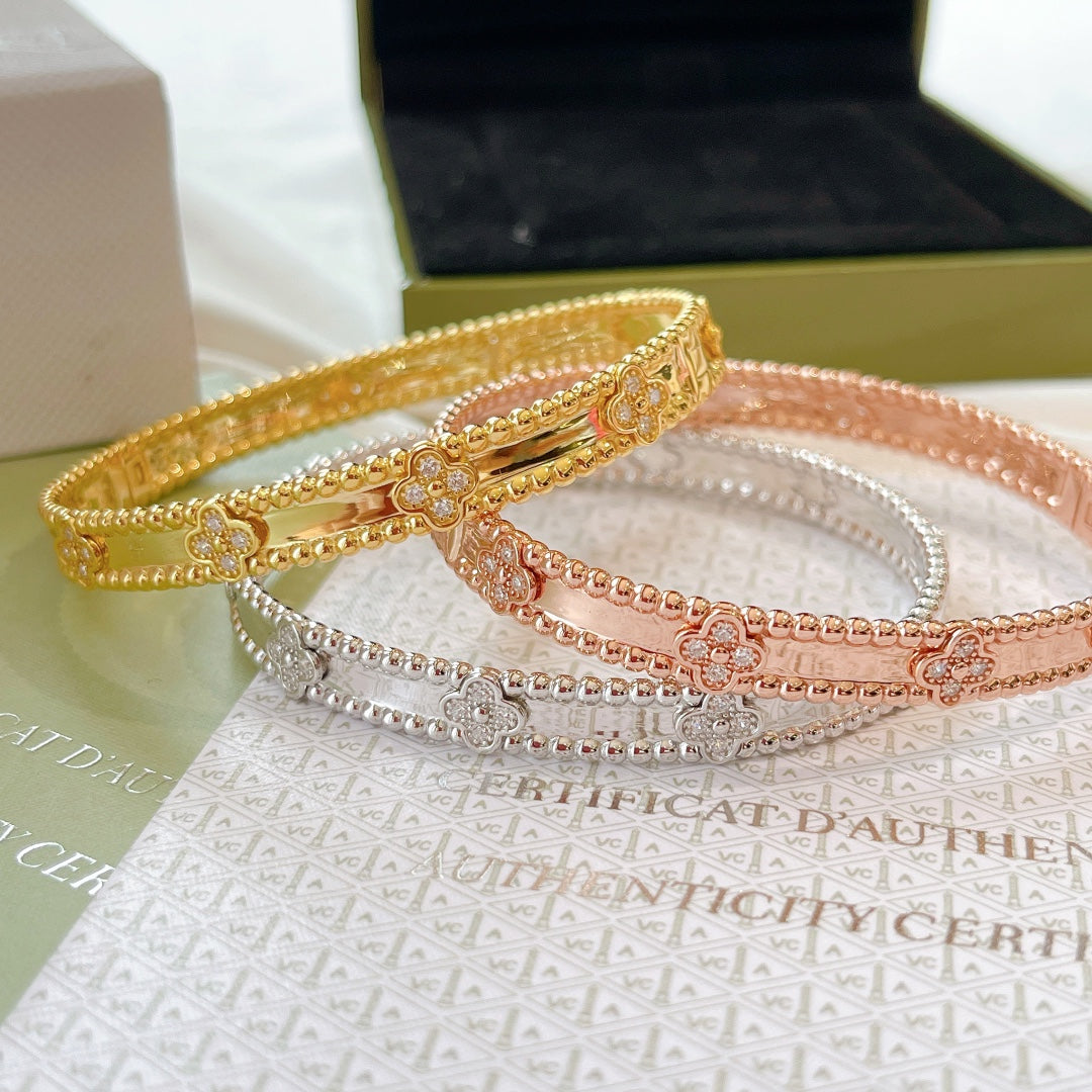 18K Perl̩e Sweet Clovers Small Bracelet