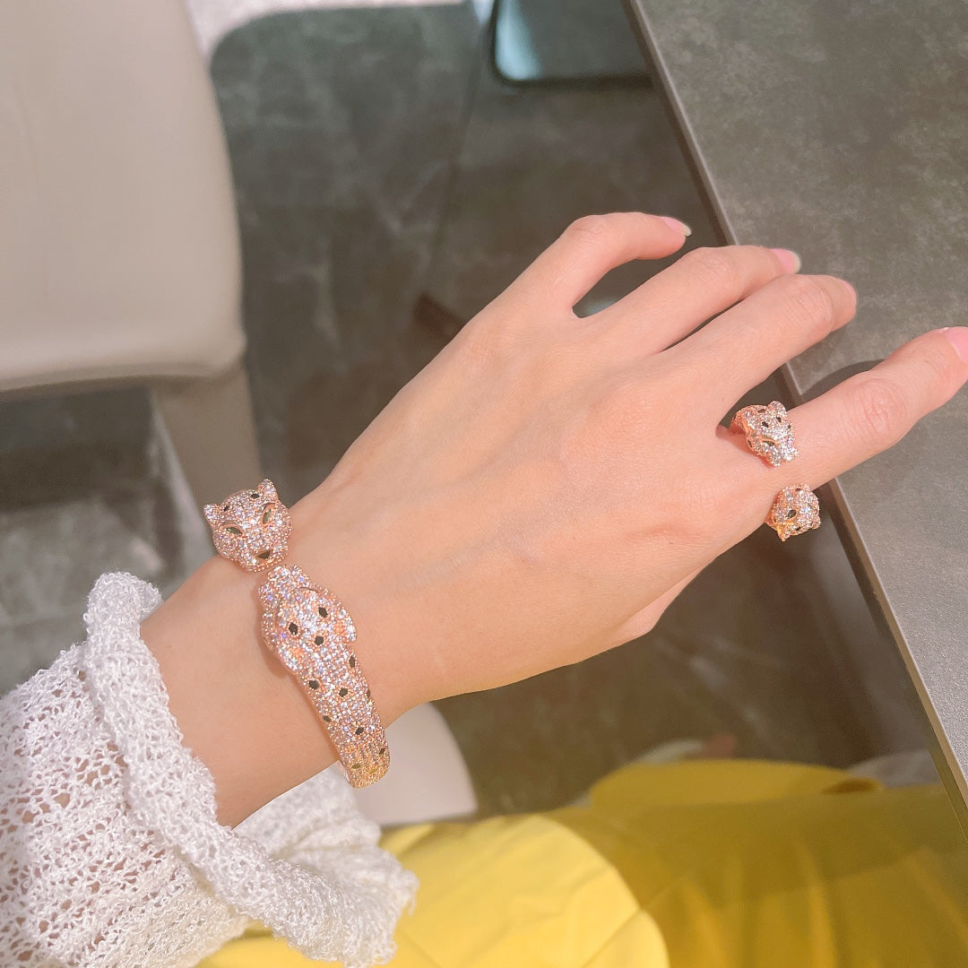 18K Panth̬re De Diamond Bracelet