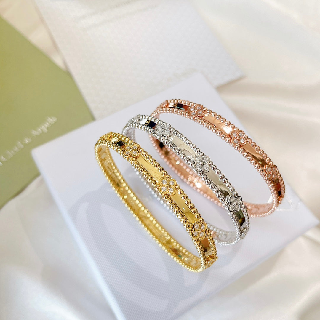 18K Perl̩e Sweet Clovers Small Bracelet