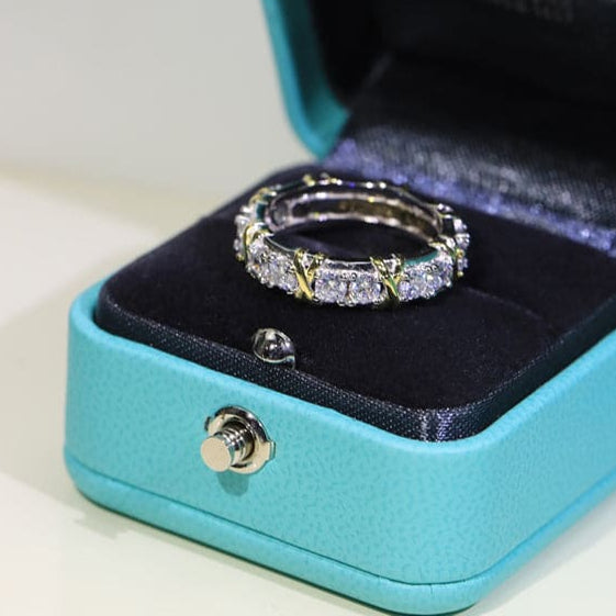 18K T Schlumberger Eighteen Stone Ring