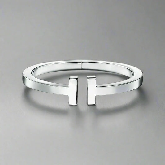 18K T Square Bracelet